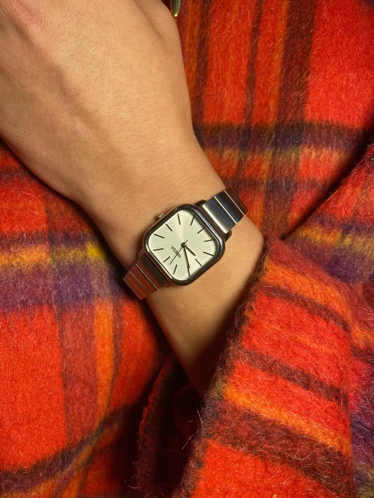 Casual Watch Demo Product